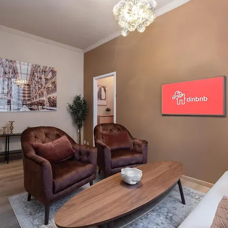 Dinbnb Enjoy A Stylish In The Heart Of The