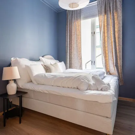 Dinbnb Enjoy A Stylish In The Heart Of The