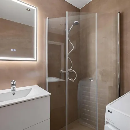 Dinbnb Enjoy A Stylish In The Heart Of The 奥斯陆