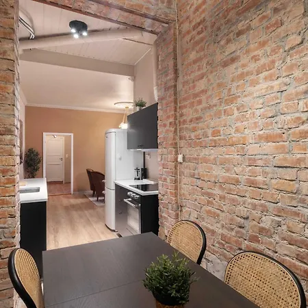 Dinbnb Enjoy A Stylish In The Heart Of The Leilighet *