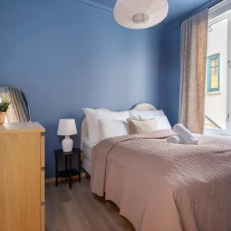 Leilighet Dinbnb Enjoy A Stylish In The Heart Of The