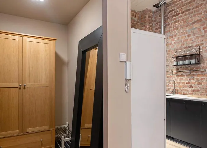 Lejlighed Dinbnb Enjoy A Stylish In The Heart Of The *