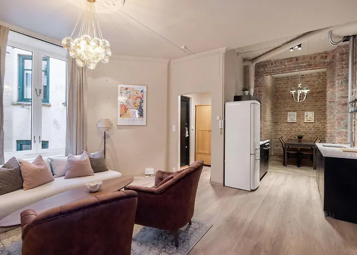 Lejlighed Dinbnb Enjoy A Stylish In The Heart Of The