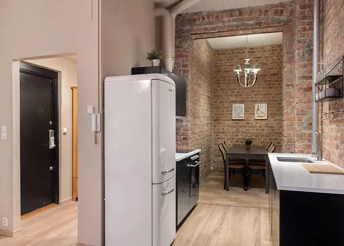 Dinbnb Enjoy A Stylish In The Heart Of The Lejlighed *